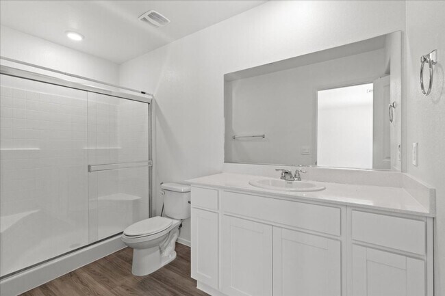 Building Photo - Contemporary 2025  3BD Home Featuring Open-Concept Living & Large Loft