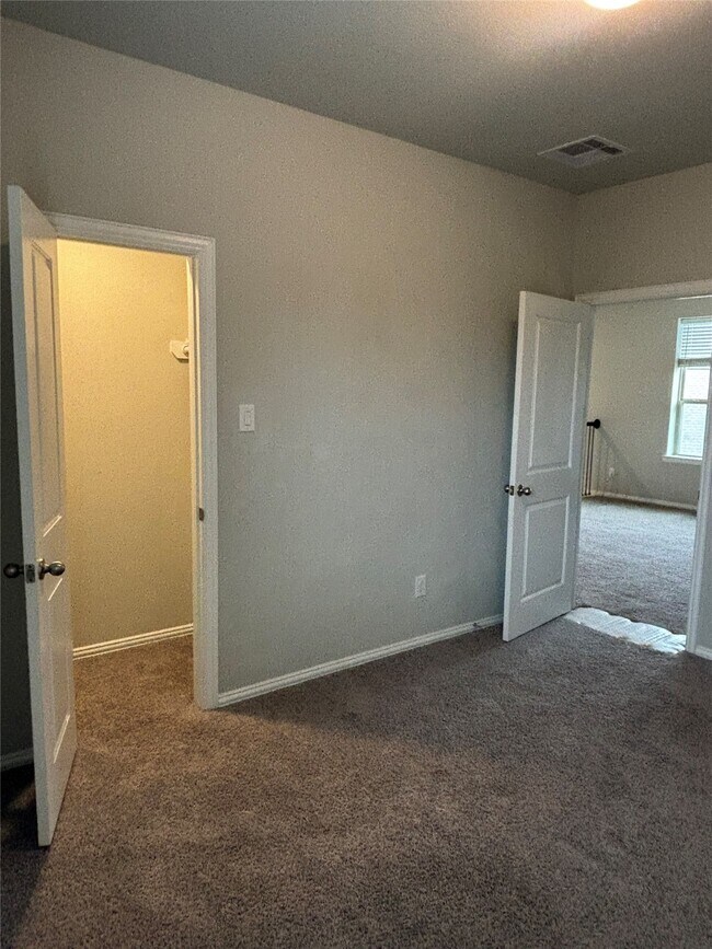 Building Photo - 3734 Bach St