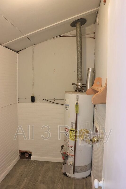 Building Photo - 919 Green Ridge Rd