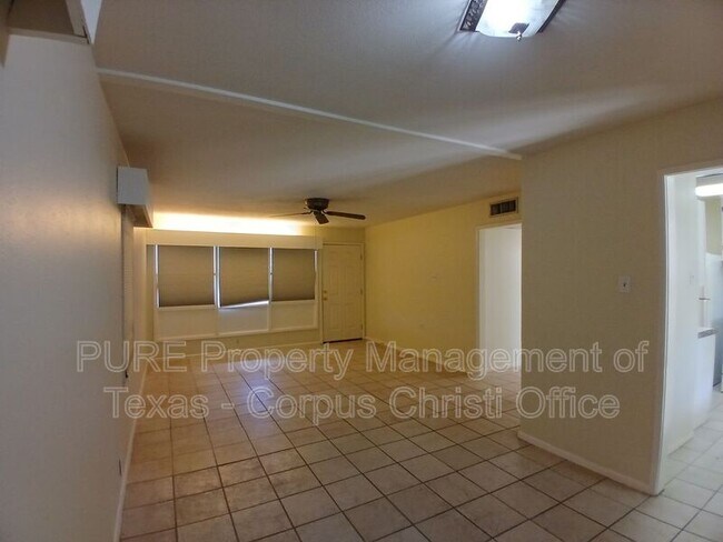 Building Photo - 4701 Prinston Dr
