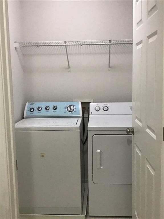 Building Photo - 2036 Hailston Dr NW