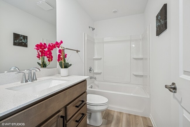 Building Photo - 1204 Neubauer Circle