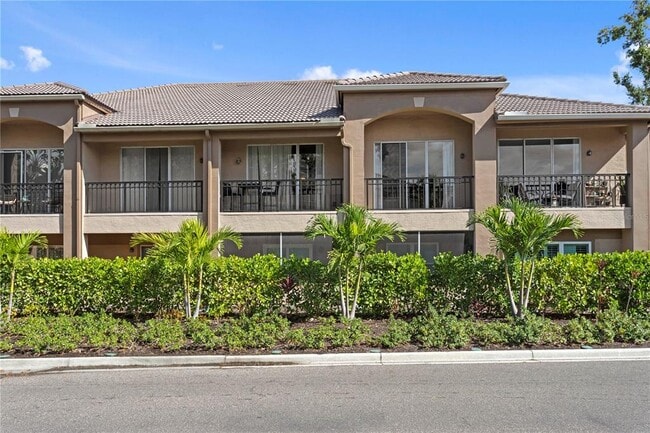 Building Photo - 604 Arbor Lake Ln