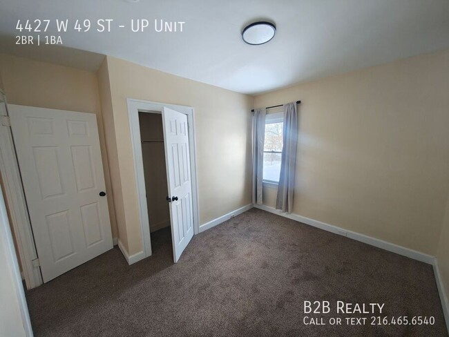 Building Photo - 4427 W 49th St