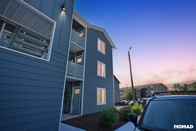 Building Photo - 1309 Hudson Ave