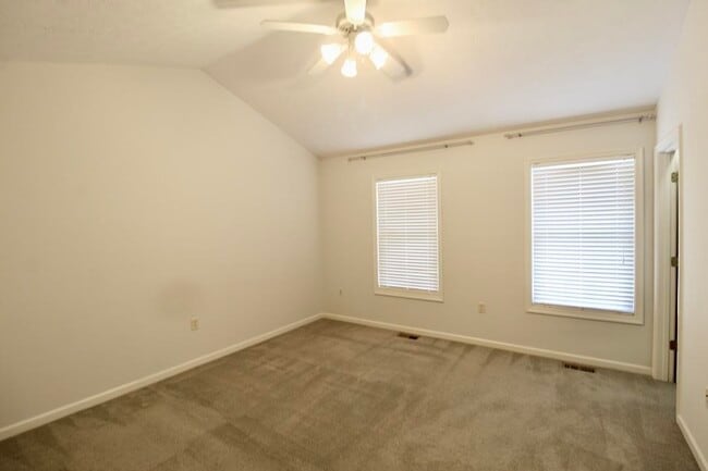 Building Photo - 3069 Taylor Springs Rd