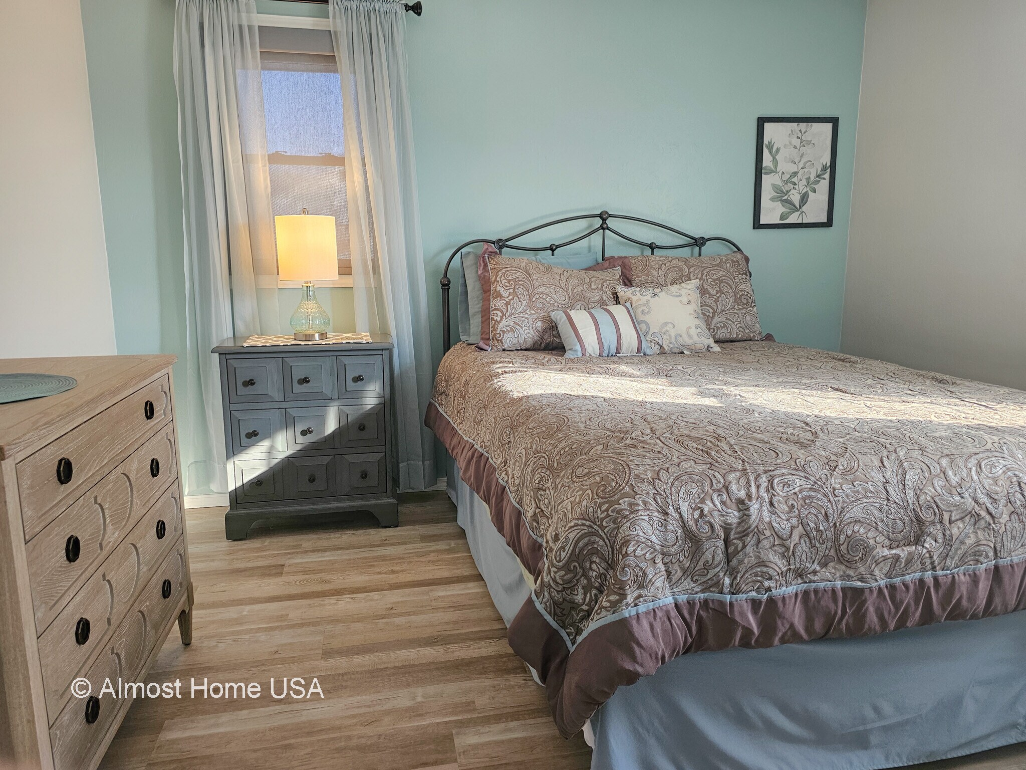 Furnished Bedroom 2 View 2 - 1028 Coppens Rd