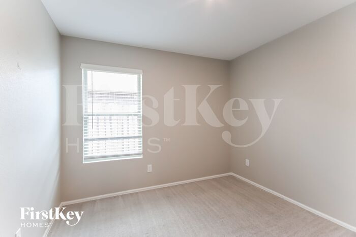 Building Photo - 9202 Burnet Flds Dr