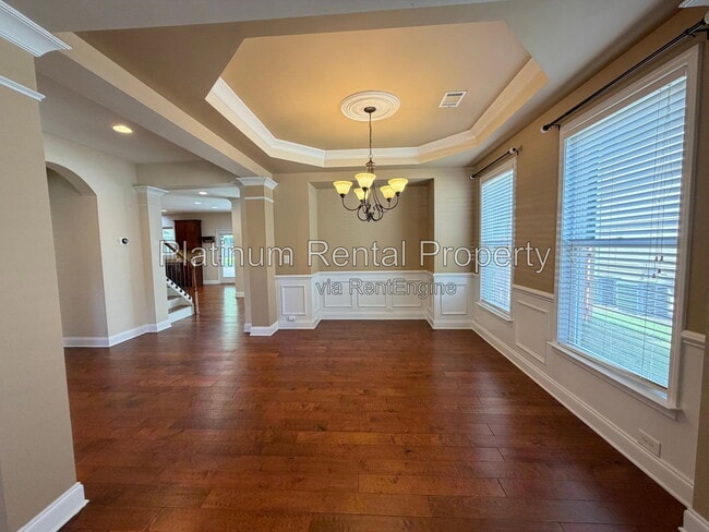 Building Photo - 4315 Avondale Ln