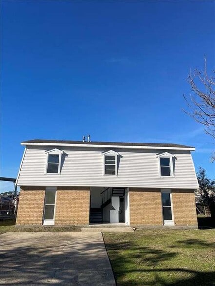 Primary Photo - 4321 Joycelyn Dr