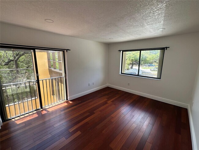 Building Photo - 10119 Costa Del Sol Blvd