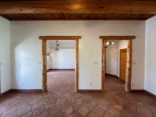Building Photo - UNIQUE HOME ON ACREAGE!