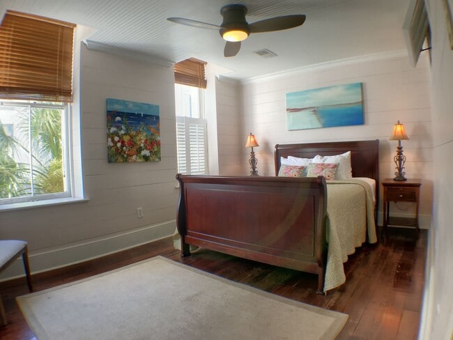 Building Photo - Fully Furnished, All Inclusive 1 Bedroom, 1 Bath Condo In the Heart of Downtown Charleston