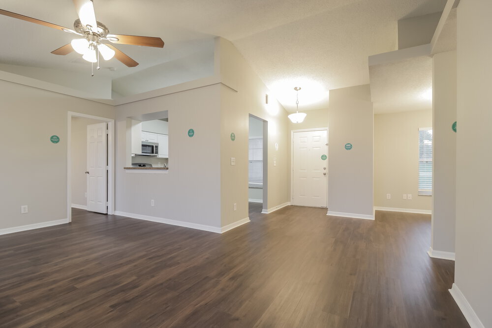 Building Photo - 13448 Silver Leaf Cir