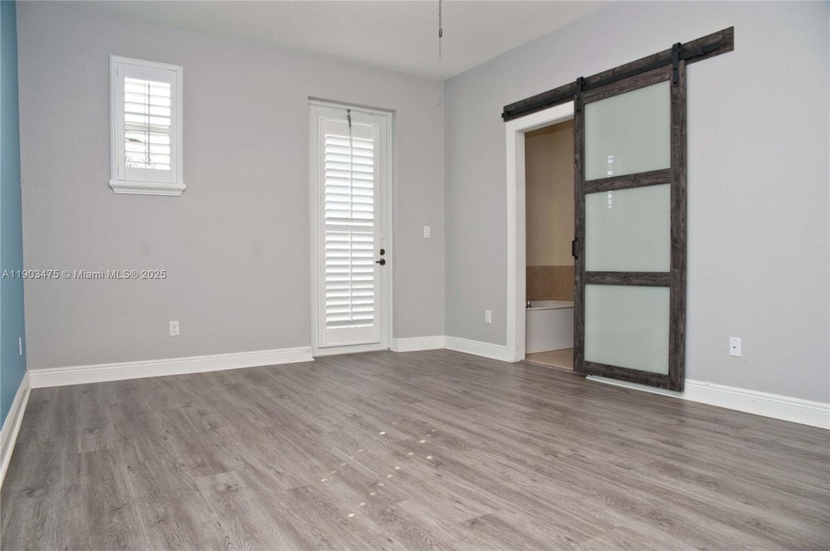 Building Photo - 14620 SW 15th St