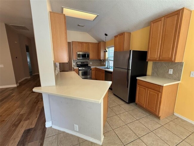 Building Photo - 29915 Sunwillow Creek Dr