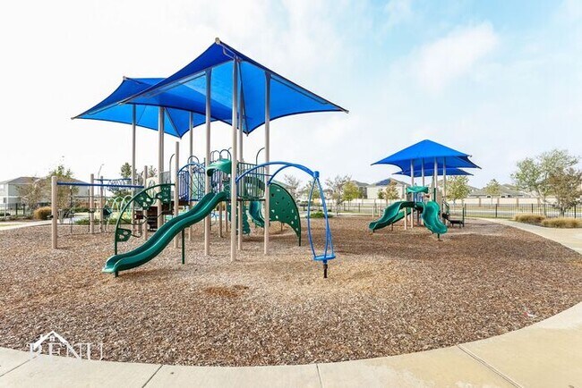 Building Photo - 2931 Jackson Smt