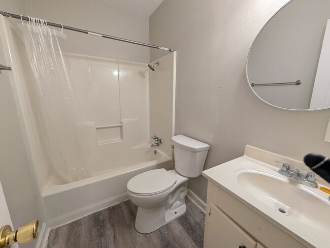 Building Photo - 255 Pollard St