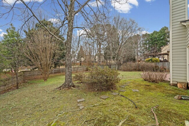 Building Photo - 7230 Cloverhurst Ct