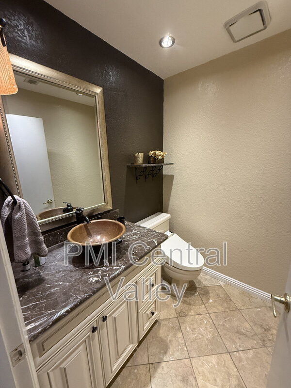 Building Photo - 4427 Ashwood Common