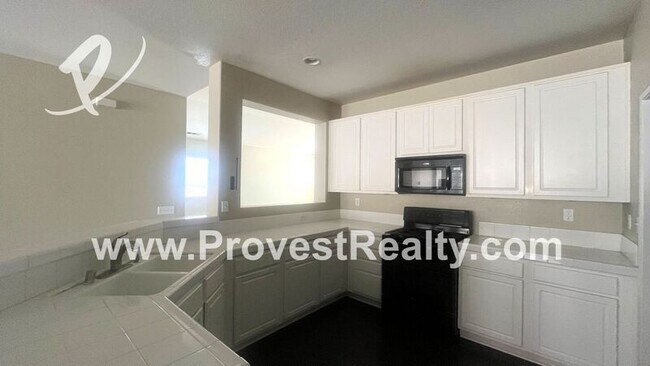 Building Photo - 14721 Shetland Ct