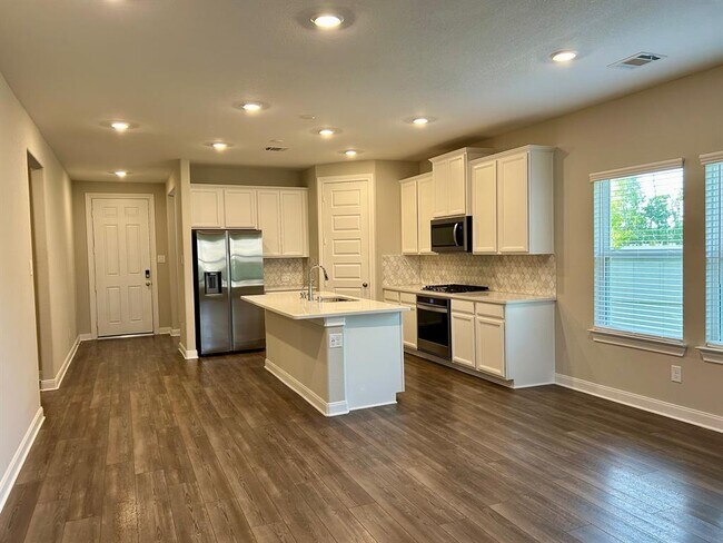 Building Photo - 17714 Rosette Grass Dr