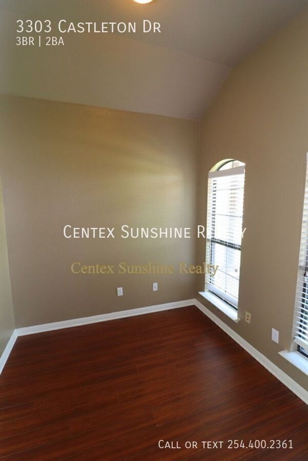 Building Photo - 3303 Castleton Dr
