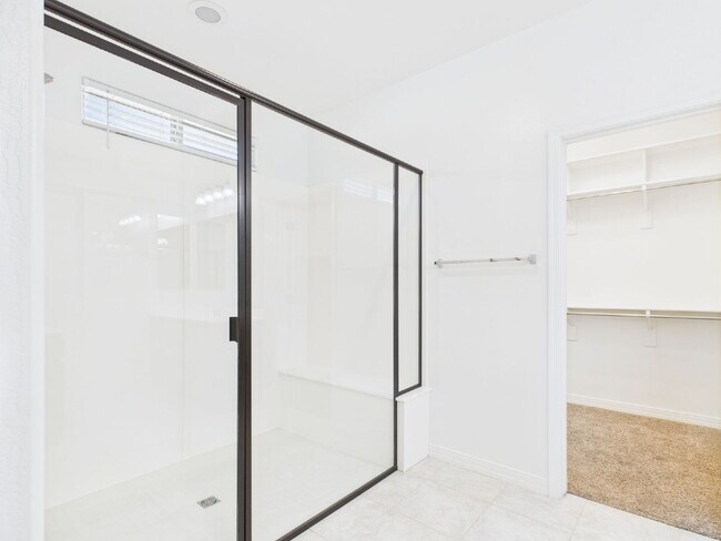 Building Photo - Resort Style Living in Estrella Mountain Ranch