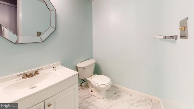 Building Photo - 3836 Miramonte Pl