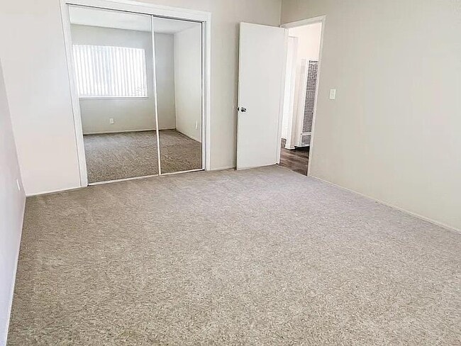 Building Photo - 5330 Monterey Rd