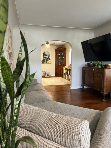 Building Photo - 251 S Quitman St