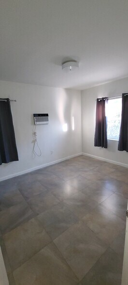 Building Photo - 338 NW 96th St