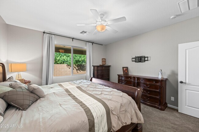 Building Photo - 3117 S Signal Butte Rd