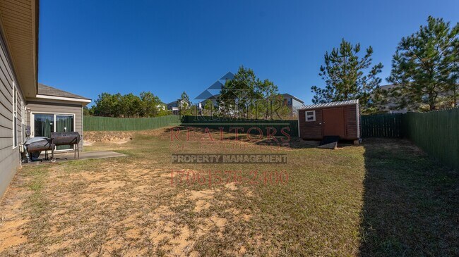 Building Photo - 5116 Magazine Ln