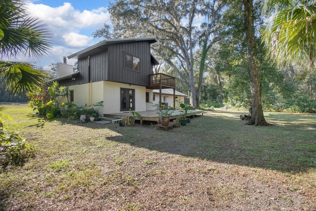 Building Photo - 5735 Fox Hollow Rd