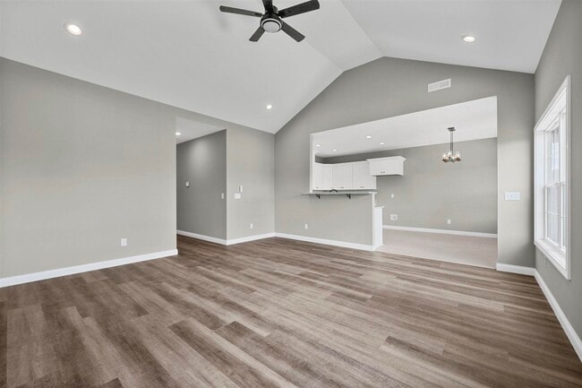 Building Photo - 451 White Dogwood Cir