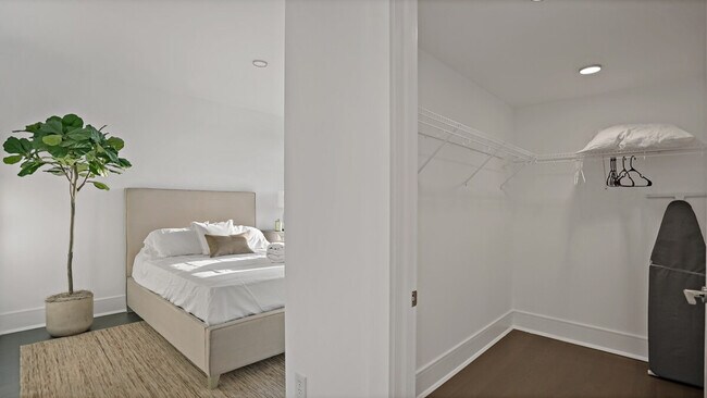 Building Photo - 1722 6th St NW