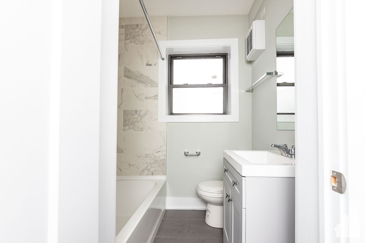 Building Photo - 485 Roger Williams Ave