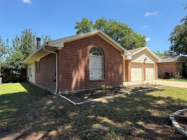 Building Photo - 14419 Golden Cypress Ln