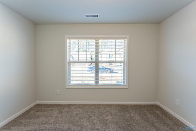 Building Photo - 102 Waltrip Dr