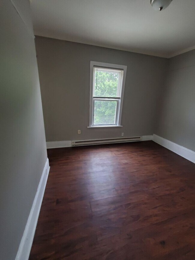 Interior Photo - 2002 57th St. (8 Unit)