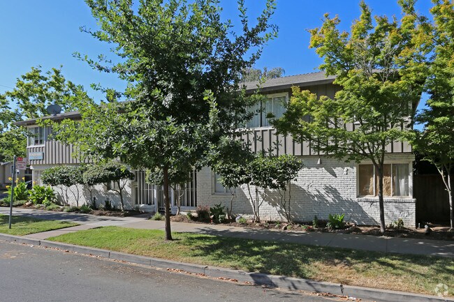 Windemere Apartments - 2530 S Street  Apartments
