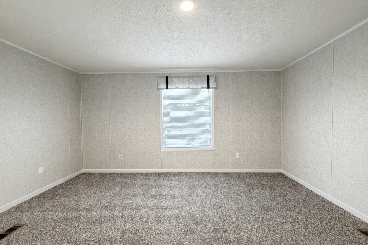 Building Photo - 29652 Cambridge Ct