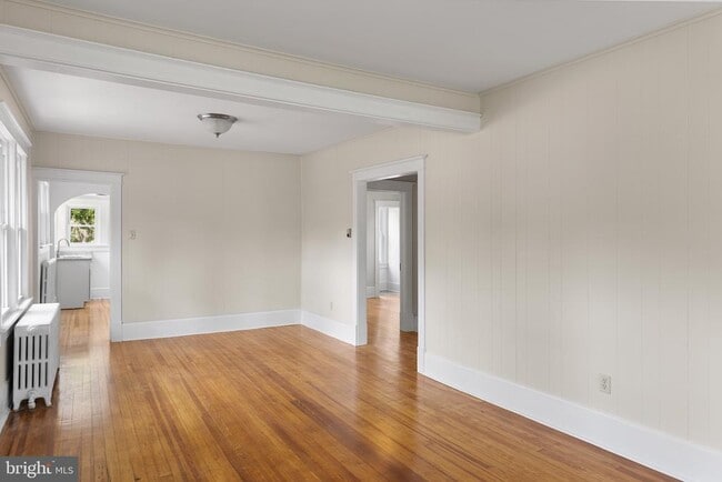 Building Photo - 1842 S Spring Rd