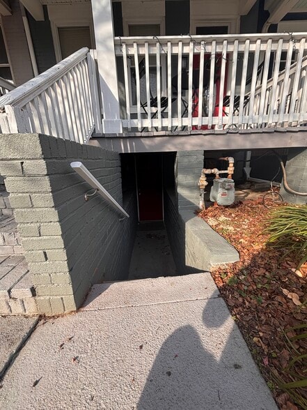 Building Photo - 449 Newton Pl NW