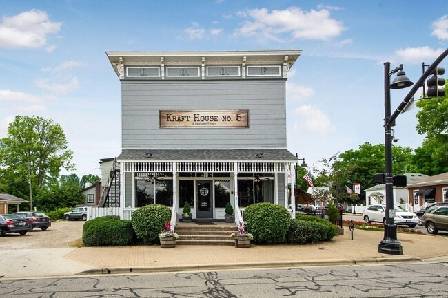 Building Photo - 1474 Dogwood Lp