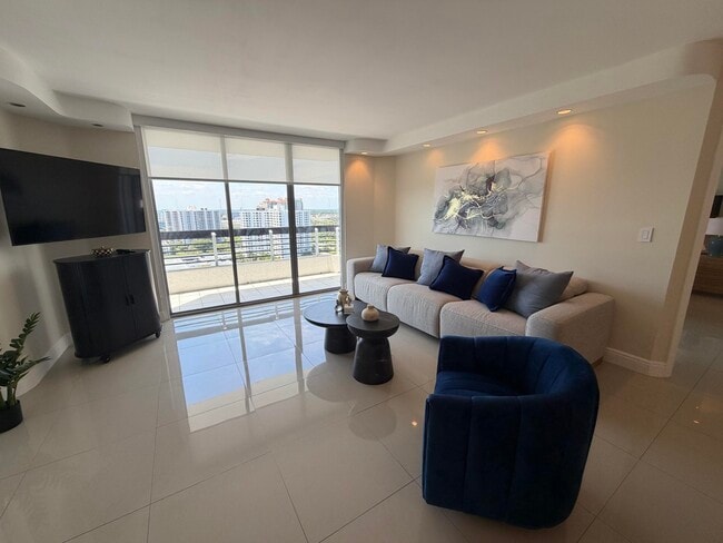 Building Photo - 3530 Mystic Pointe Dr