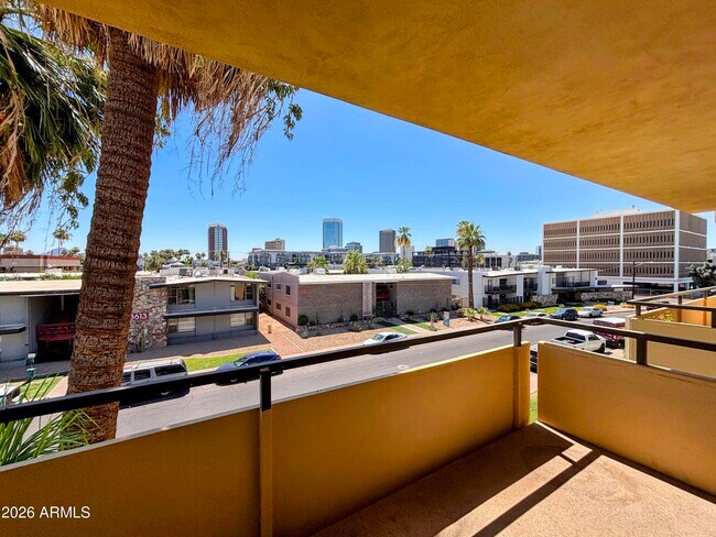 Building Photo - 3600 N 5th Ave