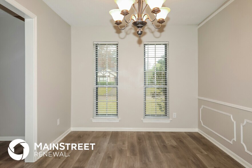 Building Photo - 25414 Foxbriar Ln