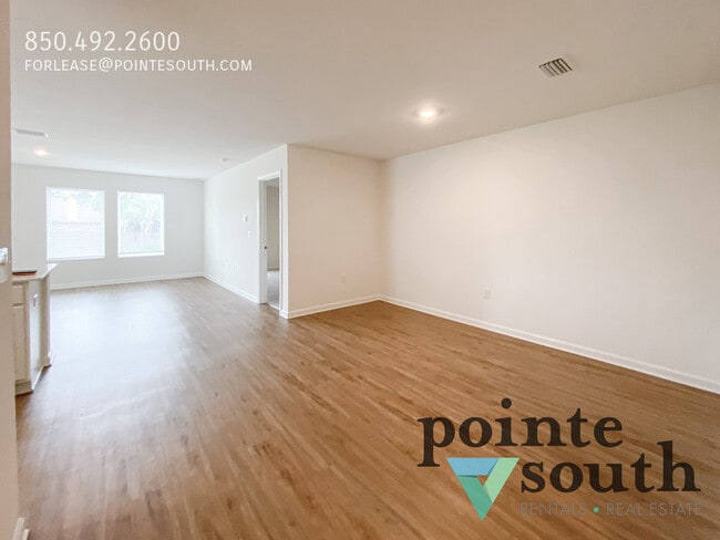Building Photo - 4631 Carlstrom Ln
